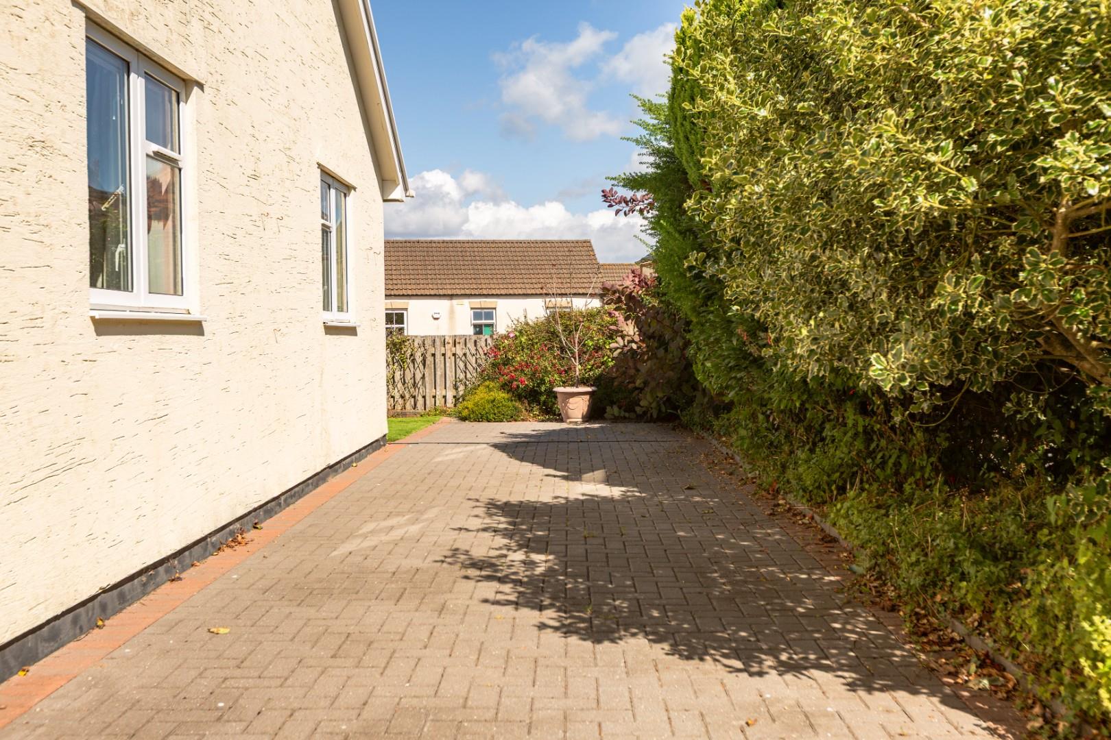 Rossers Field, Mumbles, Swansea, SA3 4JQ